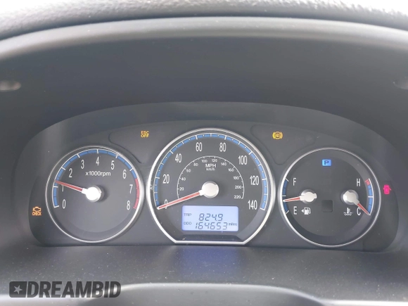 2009 Hyundai Santa Fe SE with VIN 5NMSH13E69H332648, listed as a IAAI auction lot 41948343 with 164,653 mi miles and . Bid and sale history available at DreamBid. Image 7.