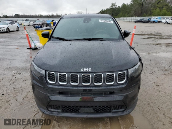 2024 Jeep Compass Sport with VIN 3C4NJDANXRT102040, listed as a Copart auction lot 48545325 with 10,668 mi miles and Salvage Title. Bid and sale history available at carsss.com. Image 5.