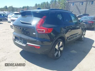 2024 Volvo XC40 Plus z VIN YV4ER3XL5R2273804, wystawiony jako IAAI lot #42046244 z przebiegiem 12 694 mil mil oraz . Historia ofert i sprzedaży dostępna na DreamBid. Obrazek 4.