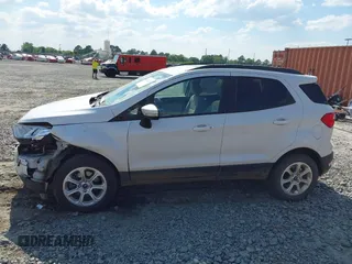 2019 Ford EcoSport SE z VIN MAJ3S2GE1KC273928, wystawiony jako IAAI lot #42171629 z przebiegiem 96 712 mil mil oraz . Historia ofert i sprzedaży dostępna na DreamBid. Obrazek 14.