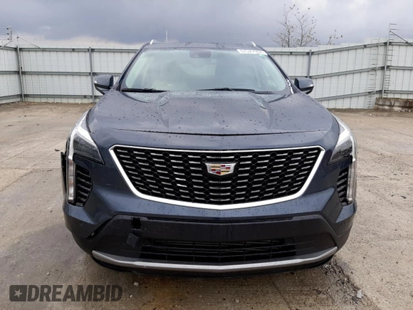 2021 Cadillac XT4 FWD Premium Luxury with VIN 1GYFZCR43MF001003, listed as a Copart auction lot 67527962 with 30,230 mi miles. Bid and sale history available at carsss.com. Image 5.