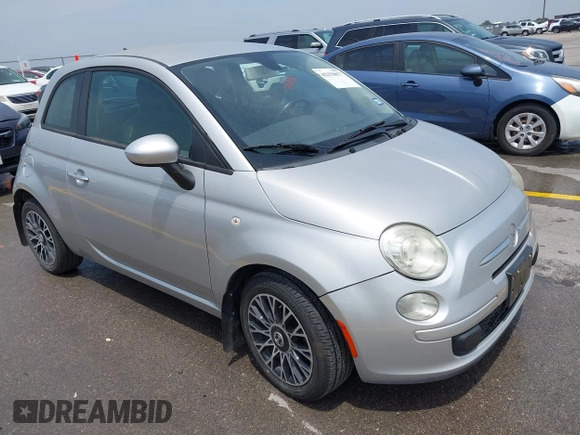 2012 FIAT 500 Pop z VIN 3C3CFFAR8CT126856, wystawiony jako IAAI lot #42278077 z przebiegiem 148 822 mil mil oraz . Historia ofert i sprzedaży dostępna na DreamBid. Obrazek 1.