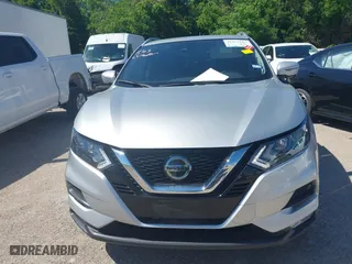 2022 Nissan Rogue Sport SV with VIN JN1BJ1BW0NW487477, listed as a IAAI auction lot 42075815 with 37,362 mi miles. Bid and sale history available at carsss.com. Image 12.