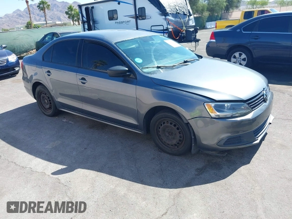 2013 Volkswagen Jetta S с VIN 3VW2K7AJ2DM379876, выставлен на аукционе IAAI как лот 42302215 с пробегом 157 477 миль миль и . История ставок и продаж доступна на DreamBid. Изображение 1.