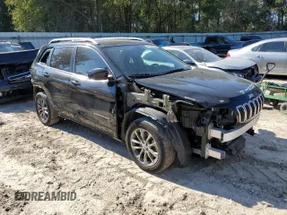 2019 Jeep Cherokee Latitude Plus with VIN 1C4PJLLB1KD176707, listed as a Copart auction lot 81704574 with 108,147 mi miles and Non Repairable. Bid and sale history available at carsss.com. Image 4.