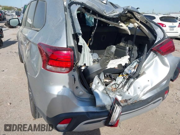 2020 Mitsubishi Outlander SE with VIN JA4AD3A3XLZ044133, listed as a IAAI auction lot 41850922 with 72,404 mi miles and . Bid and sale history available at DreamBid. Image 6.