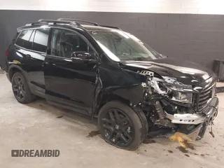 2024 Honda Passport Black Edition z VIN 5FNYF8H82RB002633, wystawiony jako IAAI lot #42296310 z przebiegiem 12 991 mil mil oraz . Historia ofert i sprzedaży dostępna na DreamBid. Obrazek 1.