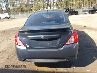 2016 Nissan Versa S z VIN 3N1CN7AP9GL903685, wystawiony jako IAAI lot #41607274 z przebiegiem 78 667 mil mil oraz . Historia ofert i sprzedaży dostępna na DreamBid. Obrazek 16.