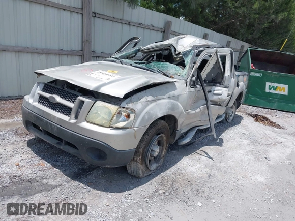 2004 Ford Explorer Sport Trac XLS with VIN 1FMZU67K14UA83504, listed as a IAAI auction lot 39410992 with Not provided miles and . Bid and sale history available at DreamBid. Image 2.