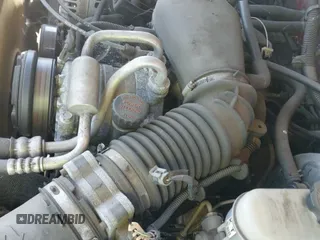 1999 Chevrolet Blazer LS z VIN 1GNDT13W9XK122778, wystawiony jako IAAI lot #42647297 z przebiegiem 213 088 mil mil oraz . Historia ofert i sprzedaży dostępna na DreamBid. Obrazek 13.