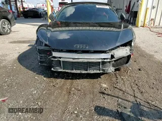 2021 Audi R8 V10 z VIN WUABAAFX7M7900586, wystawiony jako Copart lot #43702475 z przebiegiem 20 246 mil mil oraz Szkoda całkowita • Salvage title. Historia ofert i sprzedaży dostępna na DreamBid. Obrazek 14.