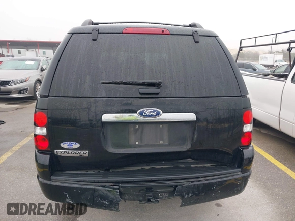 2010 Ford Explorer XLT z VIN 1FMEU6DE5AUA15196, wystawiony jako IAAI lot #41534546 z przebiegiem 86 328 mil mil oraz . Historia ofert i sprzedaży dostępna na DreamBid. Obrazek 17.