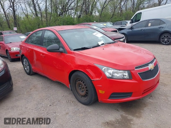 2014 Chevrolet Cruze LS z VIN 1G1PA5SG2E7151755, wystawiony jako IAAI lot #42043027 z przebiegiem 194 071 mil mil oraz . Historia ofert i sprzedaży dostępna na DreamBid. Obrazek 1.