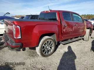 2021 GMC Canyon 2WD Denali with VIN 1GTG5EEN7M1254810, listed as a Copart auction lot 84808244 with 32,726 mi miles and Salvage Title. Bid and sale history available at carsss.com. Image 3.