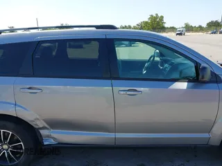 2017 Dodge Journey SE z VIN 3C4PDCAB1HT573511, wystawiony jako IAAI lot #41984865 z przebiegiem 128 721 mil mil oraz . Historia ofert i sprzedaży dostępna na DreamBid. Obrazek 17.