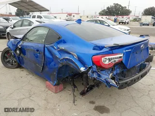 2018 Subaru BRZ Premium with VIN JF1ZCAB16J9600681, listed as a IAAI auction lot 42039375 with 41,741 mi miles. Bid and sale history available at carsss.com. Image 3.