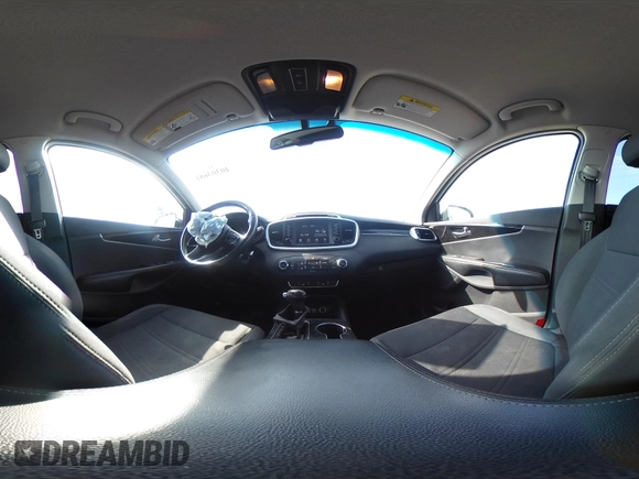 2018 Kia Sorento LX with VIN 5XYPGDA3XJG427112, listed as a IAAI auction lot 40303681 with 170,443 mi miles. Bid and sale history available at carsss.com. Image 18.