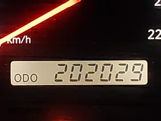2001 Lexus ES 300 z VIN JT8BF28G415112517, wystawiony jako IAAI lot #42208849 z przebiegiem 202 029 mil mil oraz . Historia ofert i sprzedaży dostępna na DreamBid. Obrazek 15.