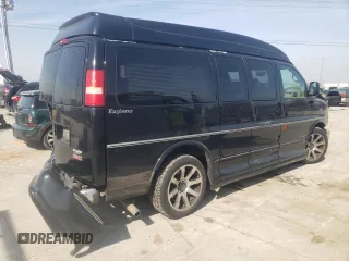 2006 GMC Savana Commercial C6Y with VIN 1GDFG15T761243429, listed as a Copart auction lot 65395394 with 147,222 mi miles and Salvage Title. Bid and sale history available at carsss.com. Image 3.