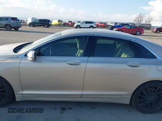 2017 Lincoln MKZ Reserve with VIN 3LN6L5F96HR638586, listed as a IAAI auction lot 41900215 with 111,566 mi miles and . Bid and sale history available at DreamBid. Image 14.