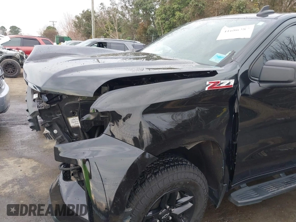 2020 Chevrolet Silverado 1500 Custom Trail Boss with VIN 1GCPYCEF0LZ358642, listed as a IAAI auction lot 41686287 with 64,740 mi miles and . Bid and sale history available at DreamBid. Image 18.