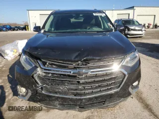 2019 Chevrolet Traverse LT Cloth with VIN 1GNEVGKW3KJ243291, listed as a Copart auction lot 82476534 with 131,729 mi miles and Salvage Title. Bid and sale history available at carsss.com. Image 5.