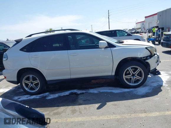 2004 Lexus RX 330 with VIN JTJGA31U840034009, listed as a IAAI auction lot 42004638 with 252,942 mi miles. Bid and sale history available at carsss.com. Image 13.