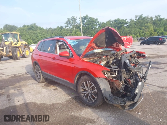 2018 Volkswagen Tiguan SEL z VIN 3VV3B7AX1JM208075, wystawiony jako IAAI lot #42651678 z przebiegiem Nie podano mil oraz . Historia ofert i sprzedaży dostępna na DreamBid. Obrazek 1.