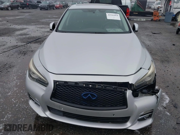 2014 Infiniti Q50 Premium with VIN JN1BV7AP3EM674645, listed as a IAAI auction lot 41941054 with 77,270 mi miles. Bid and sale history available at carsss.com. Image 6.