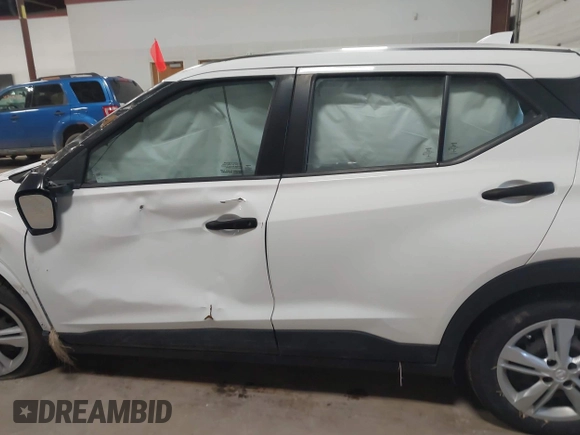2022 Nissan Kicks S with VIN 3N1CP5BV1NL506724, listed as a IAAI auction lot 41757513 with 44,269 mi miles. Bid and sale history available at carsss.com. Image 14.