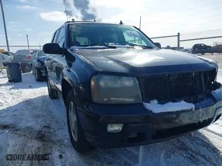 2008 Chevrolet TrailBlazer Fleet w/2FL with VIN 1GNDT13S282254988, listed as a IAAI auction lot 41587424 with 214,883 mi miles. Bid and sale history available at carsss.com. Image 1.