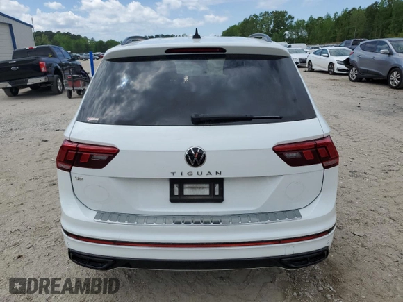 2022 Volkswagen Tiguan SE R-Line Black z VIN 3VVCB7AX0NM105476, wystawiony jako Copart lot #53436795 z przebiegiem 41 208 mil mil oraz Szkoda całkowita • Salvage title. Historia ofert i sprzedaży dostępna na DreamBid. Obrazek 6.