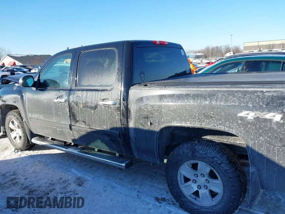 2013 Chevrolet Silverado 1500 LS with VIN 3GCPKREA5DG275931, listed as a IAAI auction lot 41328746 with 69,467 mi miles and . Bid and sale history available at DreamBid. Image 14.