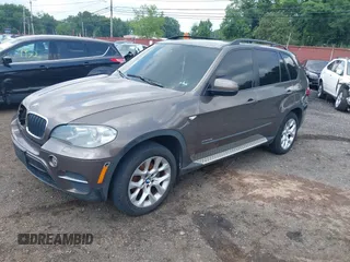 2012 BMW X5 35i with VIN 5UXZV4C59CL766849, listed as a IAAI auction lot 42749836 with 179,273 mi miles and . Bid and sale history available at DreamBid. Image 17.