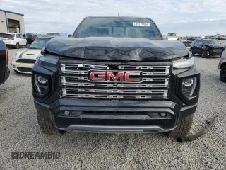 2024 GMC Canyon 4WD Denali with VIN 1GTP6FEK0R1122116, listed as a Copart auction lot 85778664 with 2,834 mi miles and Salvage Title. Bid and sale history available at carsss.com. Image 5.