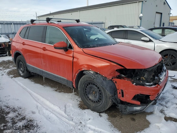 2018 Volkswagen Tiguan SEL Premium with VIN 3VV4B7AX0JM105573, listed as a Copart auction lot 89080465 with 173,826 mi miles and Salvage Title. Bid and sale history available at carsss.com. Image 4.