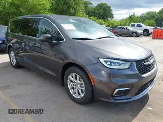 2023 Chrysler Pacifica Touring L with VIN 2C4RC1BG6PR612749, listed as a IAAI auction lot 42612932 with 69,931 mi miles and . Bid and sale history available at DreamBid. Image 1.