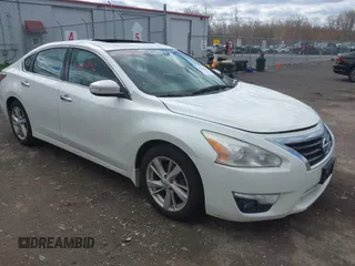 2015 Nissan Altima S with VIN 1N4AL3AP4FN860932, listed as a IAAI auction lot 42088842 with 138,119 mi miles and . Bid and sale history available at DreamBid. Image 1.