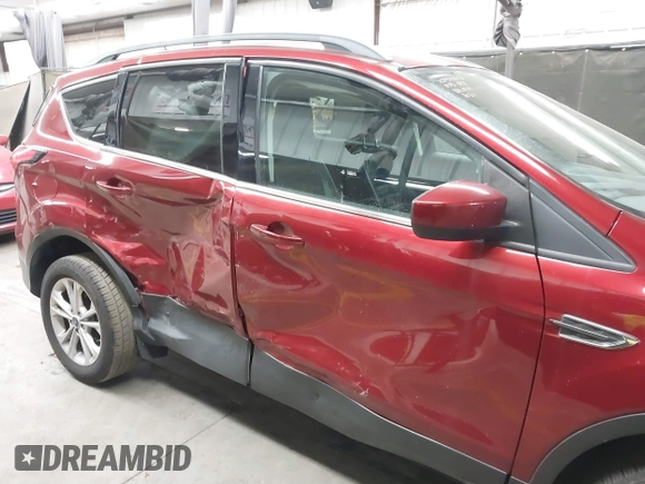 2019 Ford Escape SEL with VIN 1FMCU9HD7KUB83031, listed as a IAAI auction lot 41837035 with 70,424 mi miles. Bid and sale history available at carsss.com. Image 6.