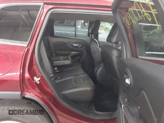 2019 Jeep Cherokee Limited с VIN 1C4PJMDX1KD126213, выставлен на аукционе IAAI как лот 42002843 с пробегом 37 899 миль миль и . История ставок и продаж доступна на DreamBid. Изображение 8.