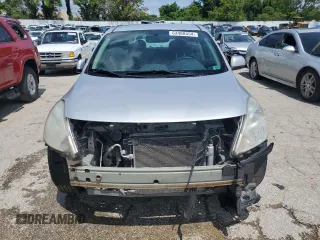 2013 Nissan Versa SV with VIN 3N1CN7AP2DL826394, listed as a Copart auction lot 63488554 with 131,940 mi miles and Salvage title. Bid and sale history available at DreamBid. Image 5.