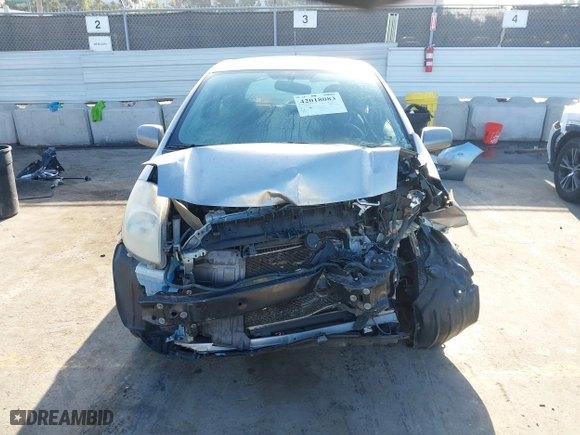 2008 Toyota Yaris with VIN JTDJT923885191561, listed as a IAAI auction lot 42018083 with 228,090 mi miles. Bid and sale history available at carsss.com. Image 13.