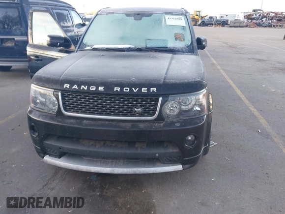 2013 Land Rover Range Rover Sport SC with VIN SALSH2E42DA795635, listed as a IAAI auction lot 41312989 with 144,698 mi miles. Bid and sale history available at carsss.com. Image 6.