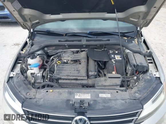 2016 Volkswagen Jetta Sedan 1.4T SE with VIN 3VWD67AJ9GM321104, listed as a IAAI auction lot 40633152 with 126,335 mi miles. Bid and sale history available at carsss.com. Image 10.