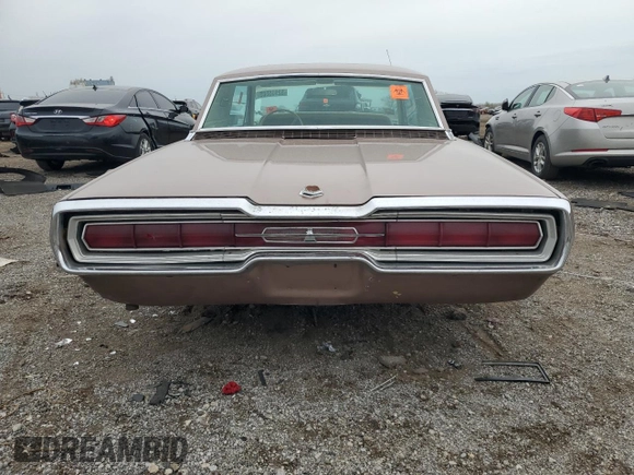1966 Ford Thunderbird z VIN 6Y81Z127258, wystawiony jako Copart lot #52935585 z przebiegiem 59 083 mil mil oraz Czysty tytuł • Clean title. Historia ofert i sprzedaży dostępna na DreamBid. Obrazek 6.