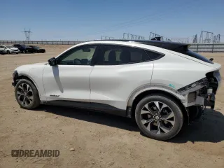 2022 Ford Mustang Mach-E Premium с VIN 3FMTK3SU0NMA57534, выставлен на аукционе Copart как лот 58553655 с пробегом 55 968 миль миль и Списание • Salvage title. История ставок и продаж доступна на DreamBid. Изображение 2.