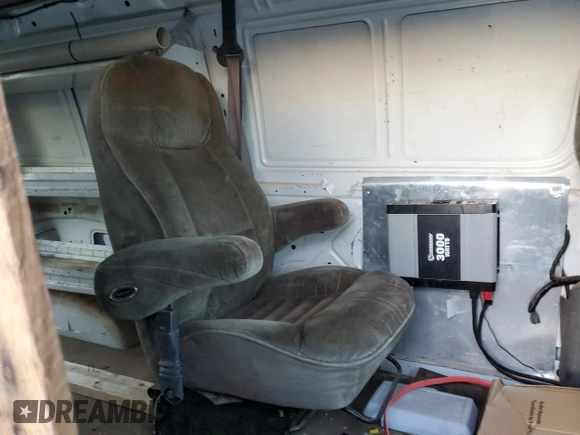 2008 Ford Econoline Cargo Commercial with VIN 1FTNE24W58DA04003, listed as a Copart auction lot 83749744 with 210,905 mi miles and Salvage title. Bid and sale history available at DreamBid. Image 11.