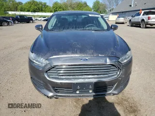 2013 Ford Fusion SE with VIN 3FA6P0H71DR199210, listed as a Copart auction lot 56386135 with 215,901 mi miles and Non repairable. Bid and sale history available at DreamBid. Image 5.