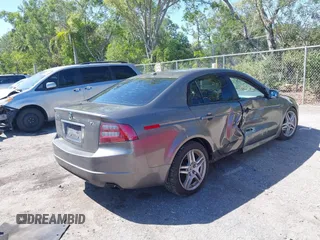 2007 Acura TL with VIN 19UUA66277A022612, listed as a IAAI auction lot 41822692 with 150,425 mi miles. Bid and sale history available at carsss.com. Image 4.