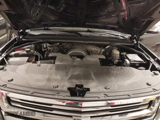 2017 Chevrolet Suburban Premier with VIN 1GNSKJKC0HR250854, listed as a IAAI auction lot 41541476 with 128,231 mi miles. Bid and sale history available at carsss.com. Image 10.